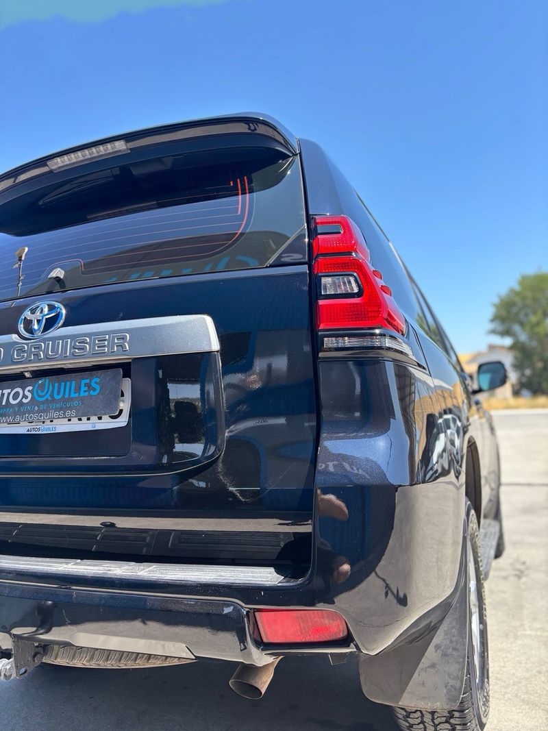 Toyota Land Cruiser 2019, foto 13