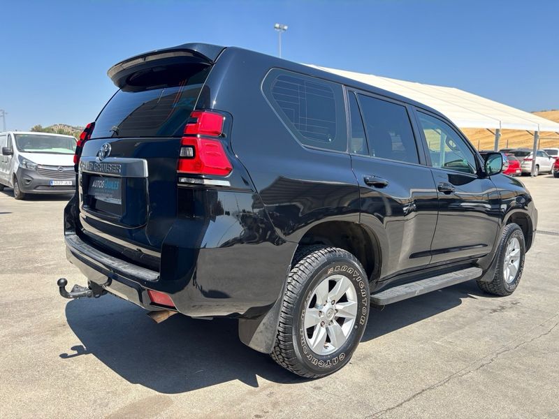 Toyota Land Cruiser 2019, foto 7