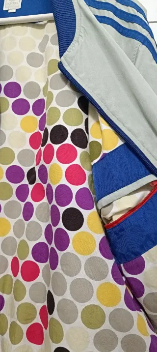 Chaqueta Adidas Gris y Roja