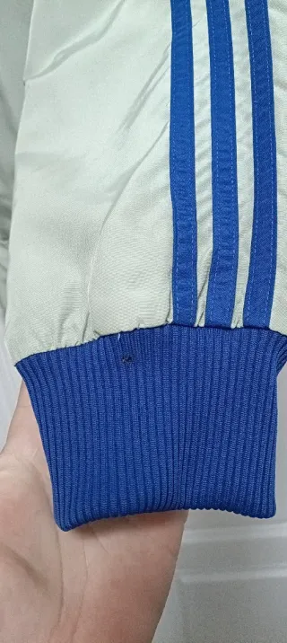 Chaqueta Adidas Gris y Roja