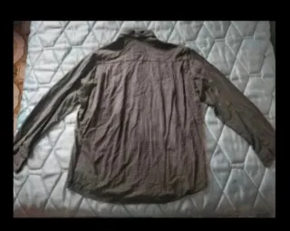 Camisa gris de cuadros de Sportmen.