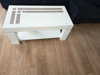 Mesa de comedor y sillas, más mueble salón