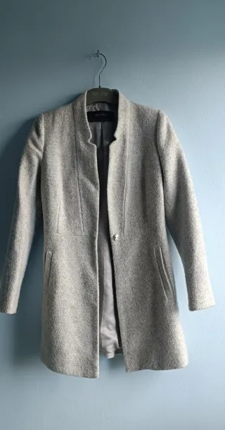 Abrigo Zara Gris