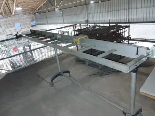 Sierra de cinta para metal Femi y carril Mg