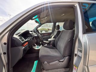 Toyota Land Cruiser 2005