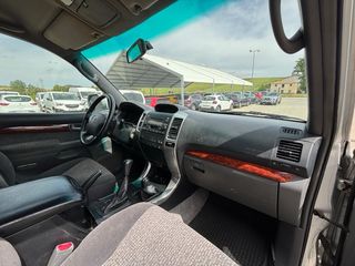 Toyota Land Cruiser 2005