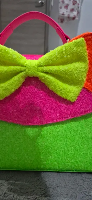 Bolso infantil con orejas y lazo