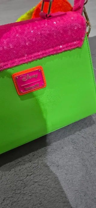 Bolso infantil con orejas y lazo