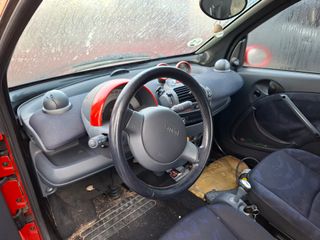 SMART 2002 . MICRO CAR. DESPIECE COMPLETO