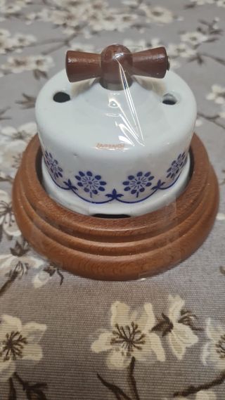 Lote 10 interruptores porcelana antiguos