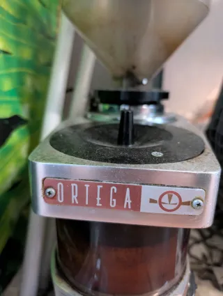 Molinillo de café antiguo Ortega