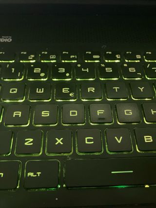 MSI GT72 2QE Dominator Pro Gaming Laptop