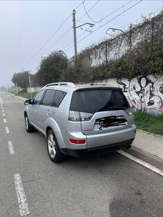 Mitsubishi Outlander 2009