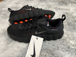 Nike Mind 002 Black Hyper Crimson W 42.5 | Comfort