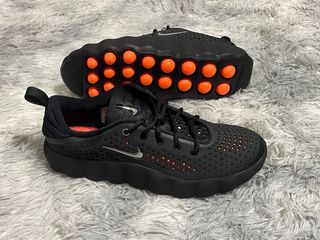 Nike Mind 002 Black Hyper Crimson W 42.5 | Comfort