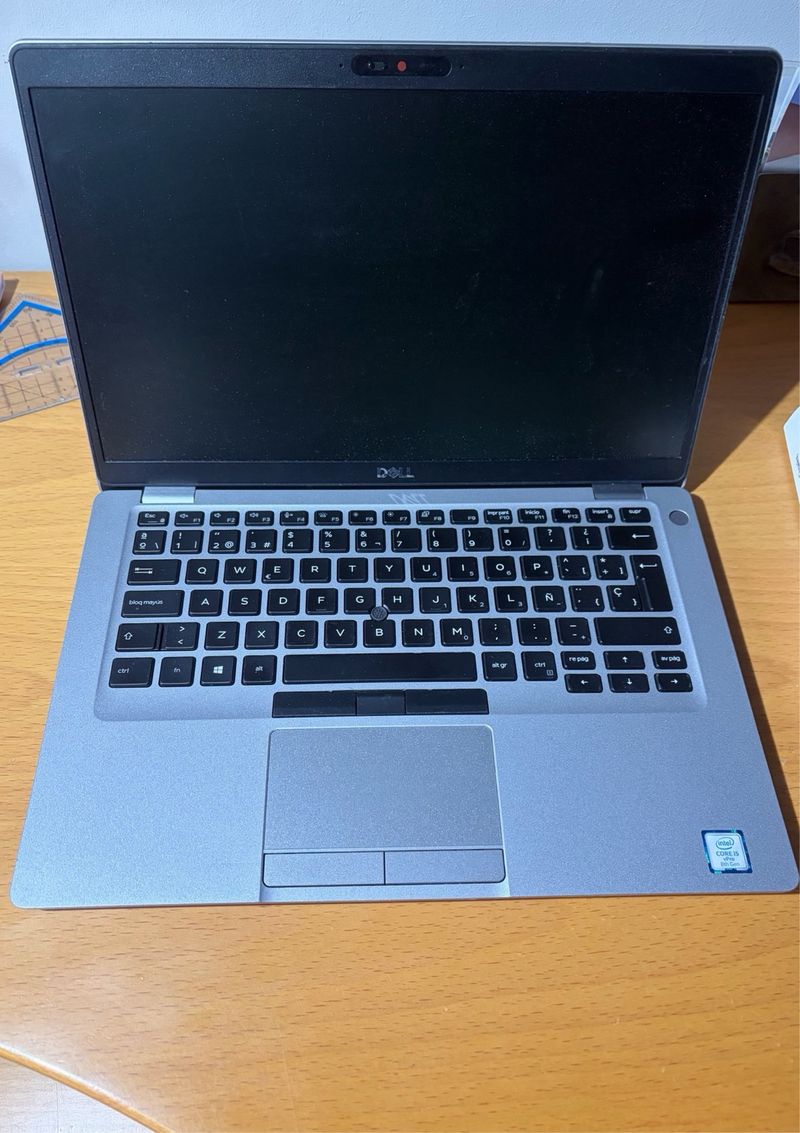 Portátil Dell Latitude 5400 i5-8365U 8GB RAM afbeelding 2