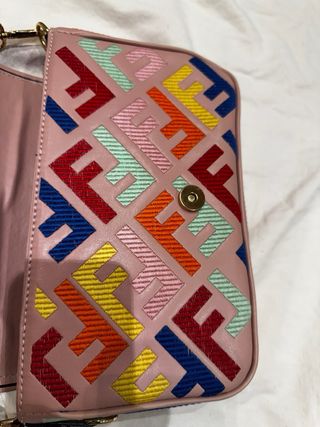 Bolso estilo Fendi Multicolor Rosa Bordados
