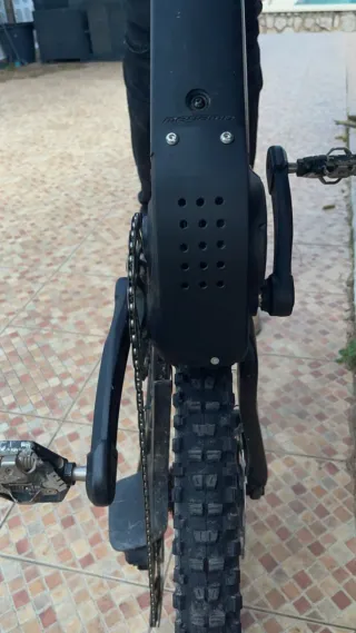 LOTE DE 2 PROTECTORES MOTOR MEGAMO REASON AVINOX