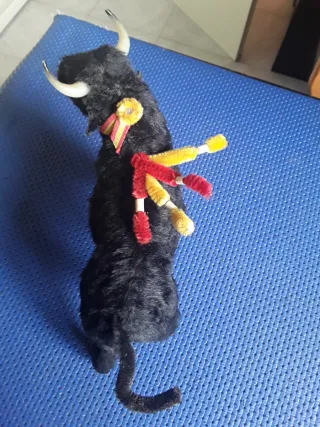 Toro nero da combattimento spagnolo