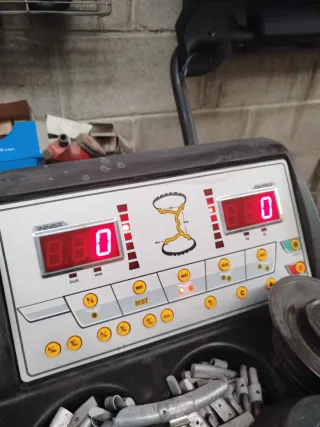 Máquina equilibrado de ruedas