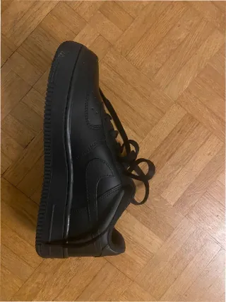 Nike Air Force 1 Low '07 Negras Talla 37.5