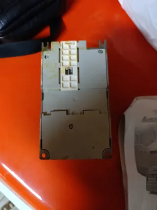 Micro variador de frecuencia Delta VFD-EL