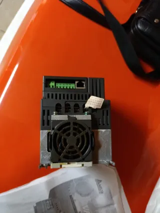 Micro variador de frecuencia Delta VFD-EL