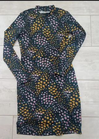 Lote 3 vestidos cortos talla XS