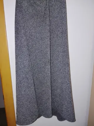 Falda larga gris mujer