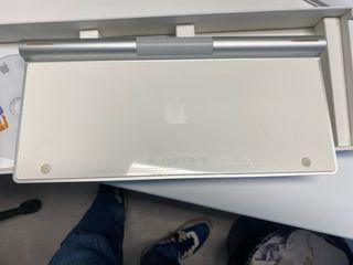 Teclado Apple Inalámbrico Plata/Blanco