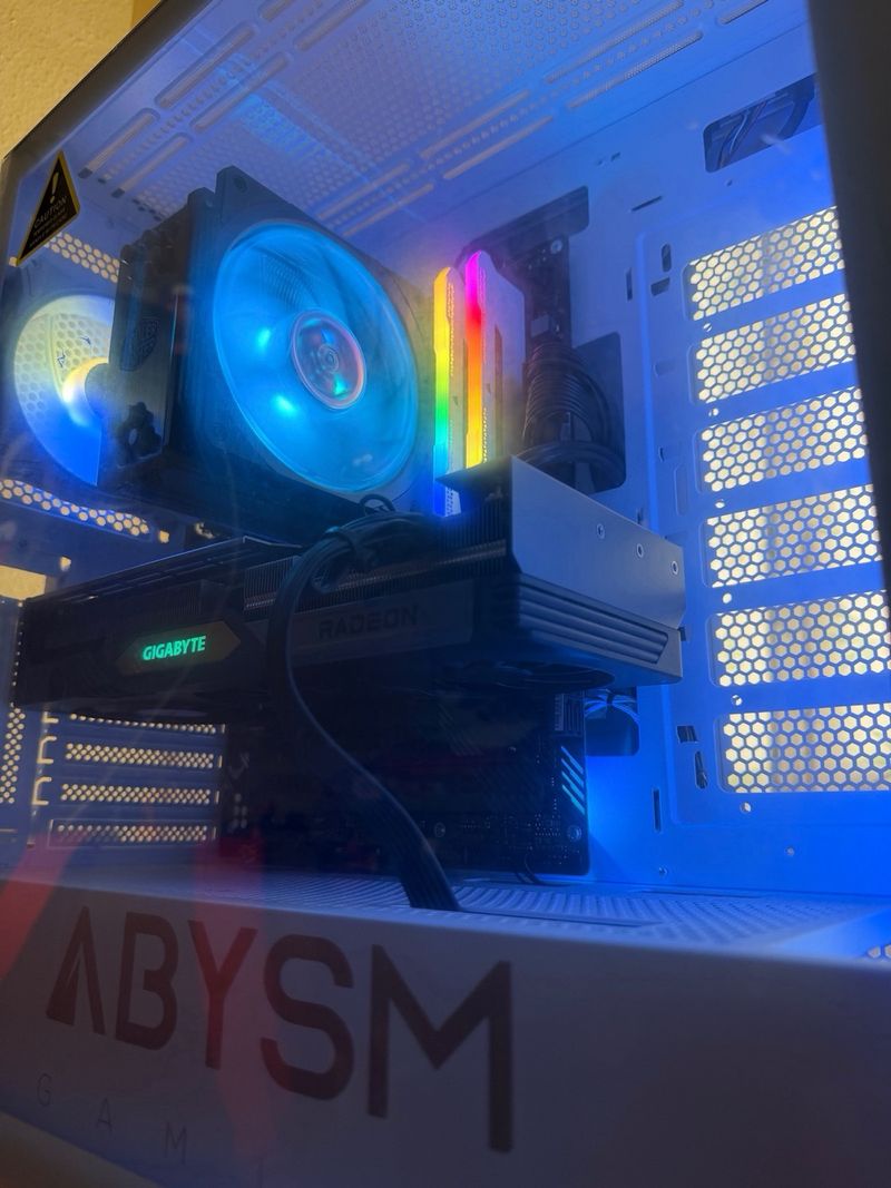 PC Gaming, Radeon RX 7800 XT 16GB, 32gb RAM, 2TB afbeelding 3