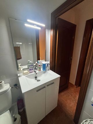 Mueble de baño blanco