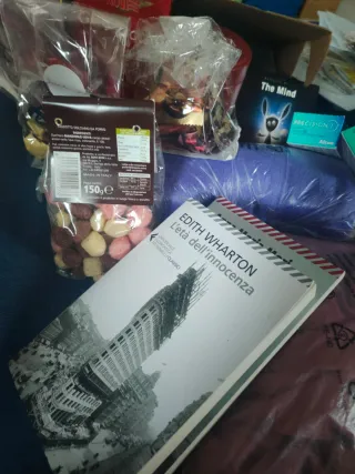 Confezione idea regalo libri + alimenti