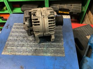 Alternador Seat Ibiza 037 903 025M