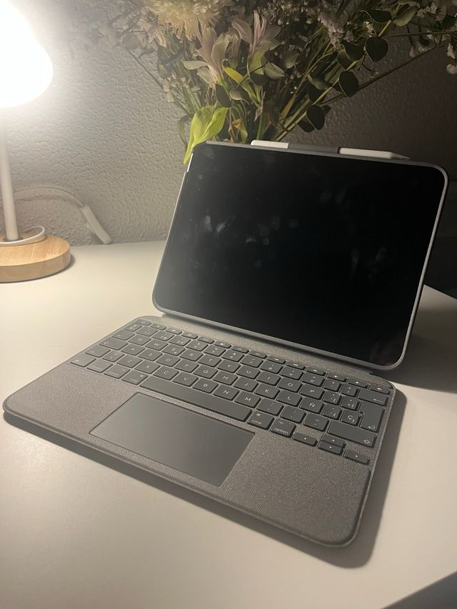 Logitech Combo Touch, Funda con Teclado extraíble