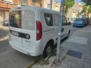FIAT Doblò 2011