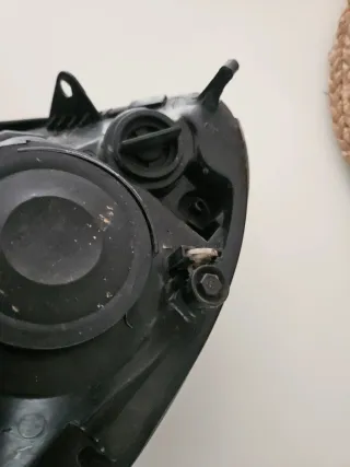 Faro derecho Renault Clio 2