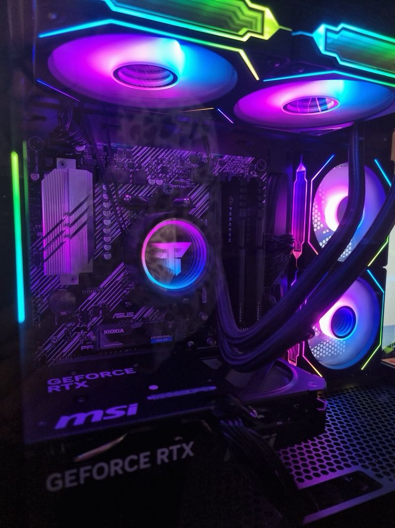 PC Gaming RTX 5060TI 16GB, Ryzen 7 5800X, 32GB RAM afbeelding 10