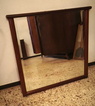 Espejo de madera