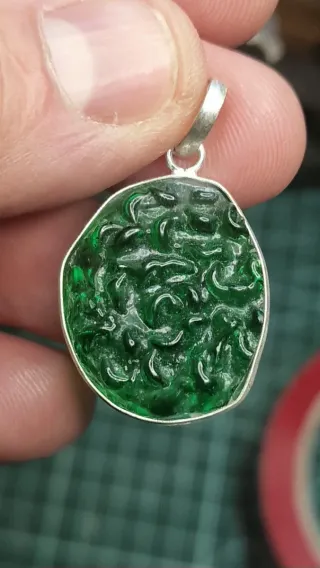 Moldavita.  Origen República Checa