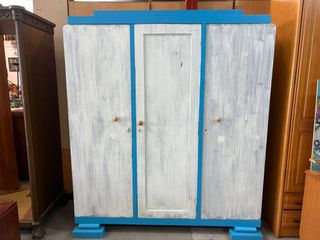 ARMARIO BLANCO Y AZUL