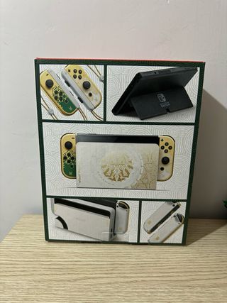 Nintendo Switch OLED Edizione Zelda