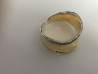 Anillo ajustable dorado y plateado