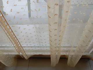 Tende trasparenti per portafinestra