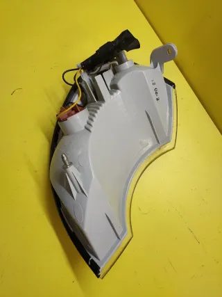 INTERMITENTE DELANTERO IZQUIERDO HYUNDAI TERRACAN