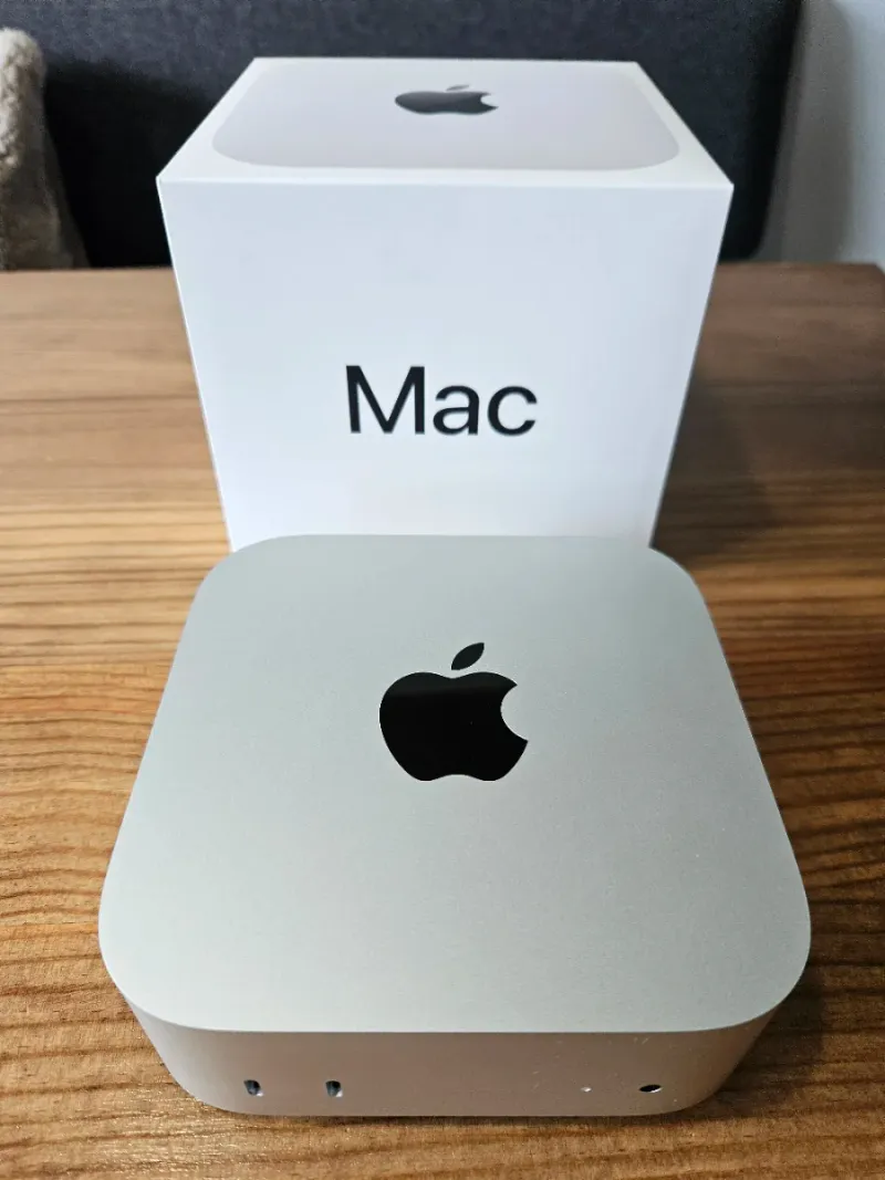 Mac mini M4 10 núcleos 16GB/256GB Ethernet 10G