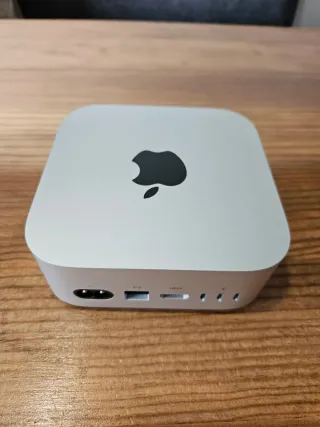 Mac mini M4 10 núcleos 16GB/256GB Ethernet 10G