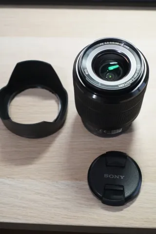 Objetivo Sony FE 3.5-5.6/28-70 OSS