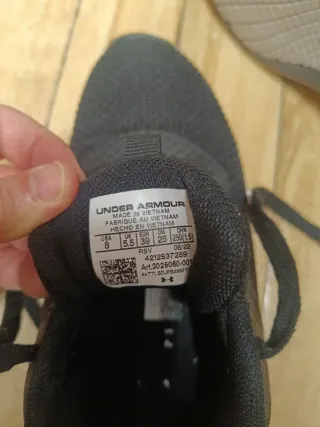 Zapatillas Under Armour Mujer Negras Blancas