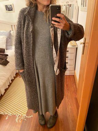Cárdigan largo tejido gris